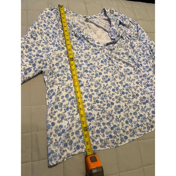 Crown & Ivy Women’s Top 2X Blue White Floral Peasant Blouse Boho Tunic Long Slee - Picture 4 of 12